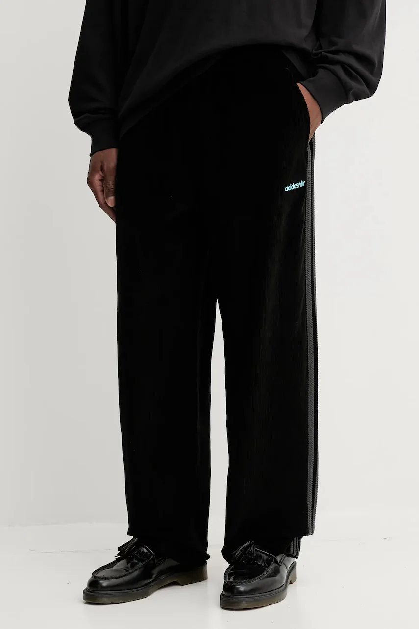 adidas Originals Джинсов панталон Cord Pant