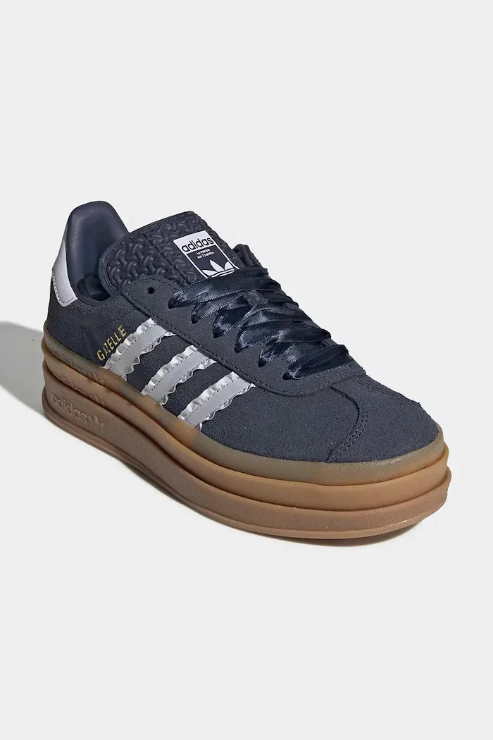 adidas Originals GAZELLE BOLD маратонки за деца от велур тъмносини KJ2429