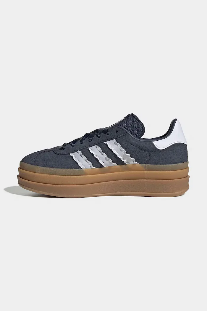 adidas Originals GAZELLE BOLD маратонки за деца от велур тъмносини KJ2429