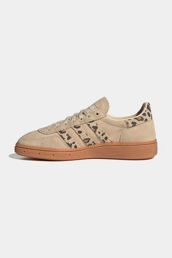 adidas Originals HANDBALL SPEZIAL маратонки за деца от велур бежови KH9790