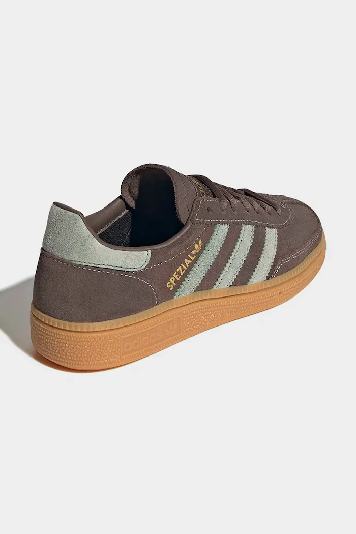 adidas Originals HANDBALL SPEZIAL маратонки за деца от велур кафяви KK0082