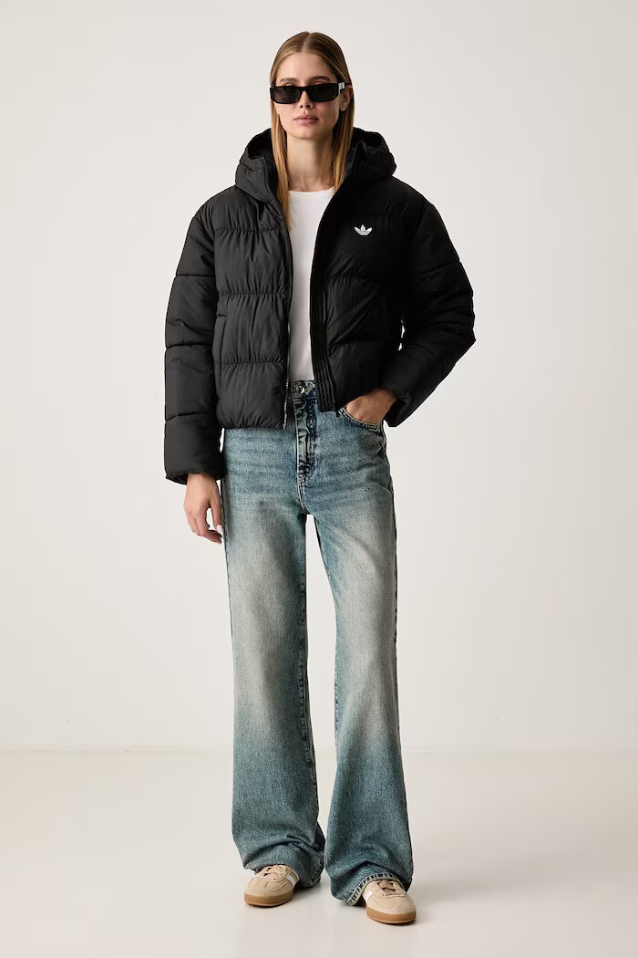 adidas Originals капитонирано яке дамско Hooded Padded черно KT4236