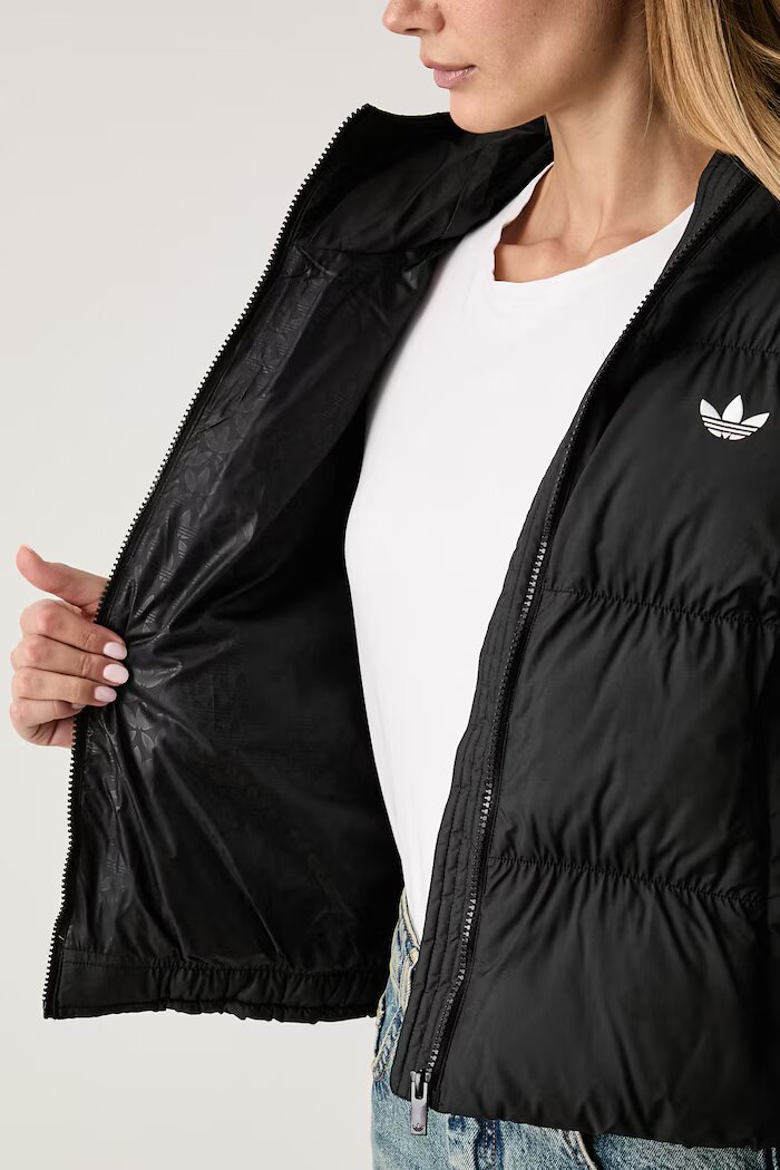 adidas Originals капитонирано яке дамско Hooded Padded черно KT4236