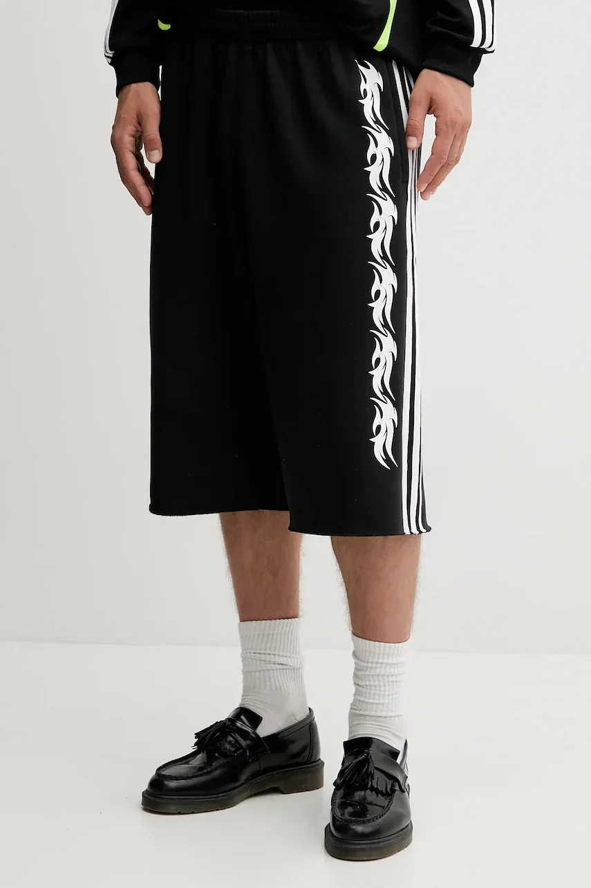 adidas Originals Къс панталон Spiders Oversized Inch Sweat Shorts