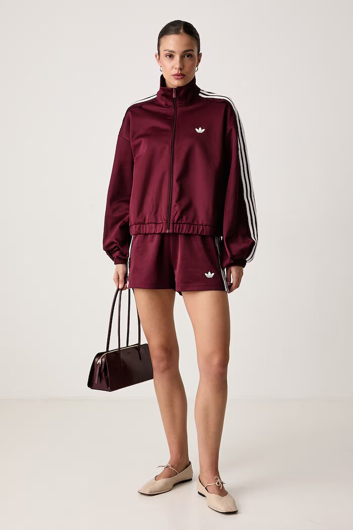adidas Originals къс панталон тип анцуг дамски с памук Lace Injection бордо с висока талия LG4268
