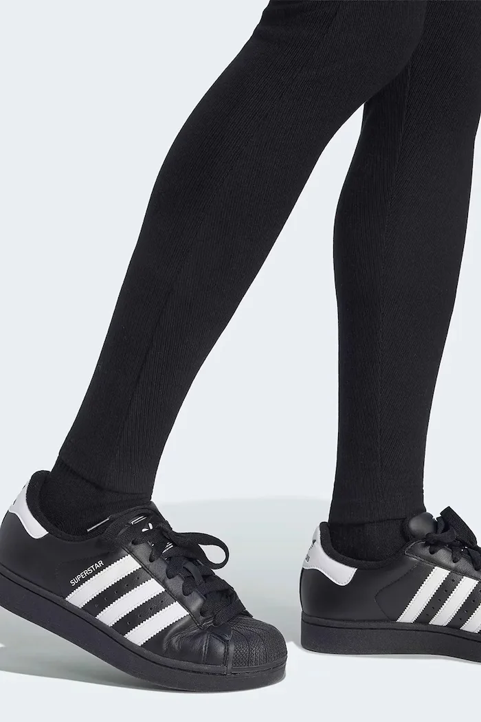 adidas Originals клин дамски Essentials черен с висока талия KT4771