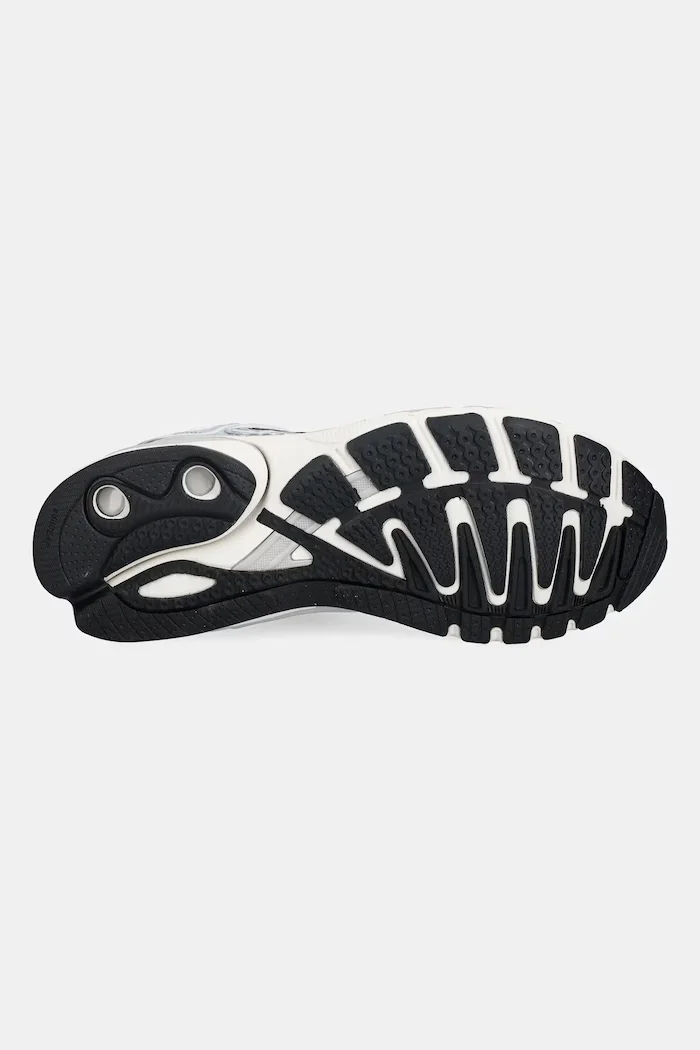 adidas Originals Маратонки Adistar Control 5 в сребристо KI6121