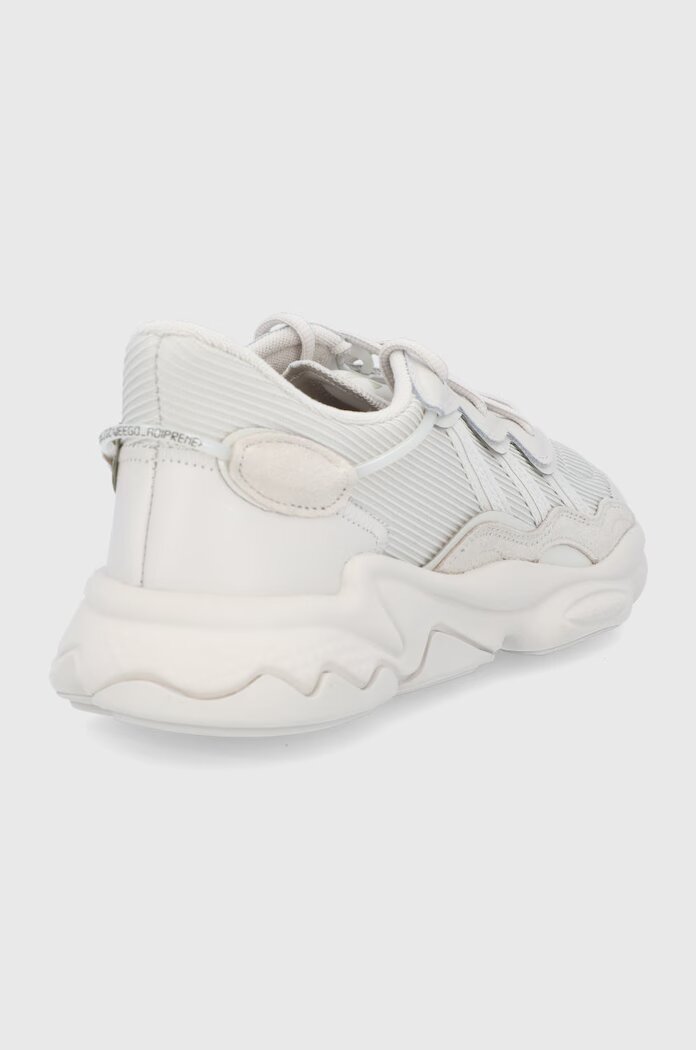 adidas Originals Обувки OZWEEGO FX6029 в жълто FX6029