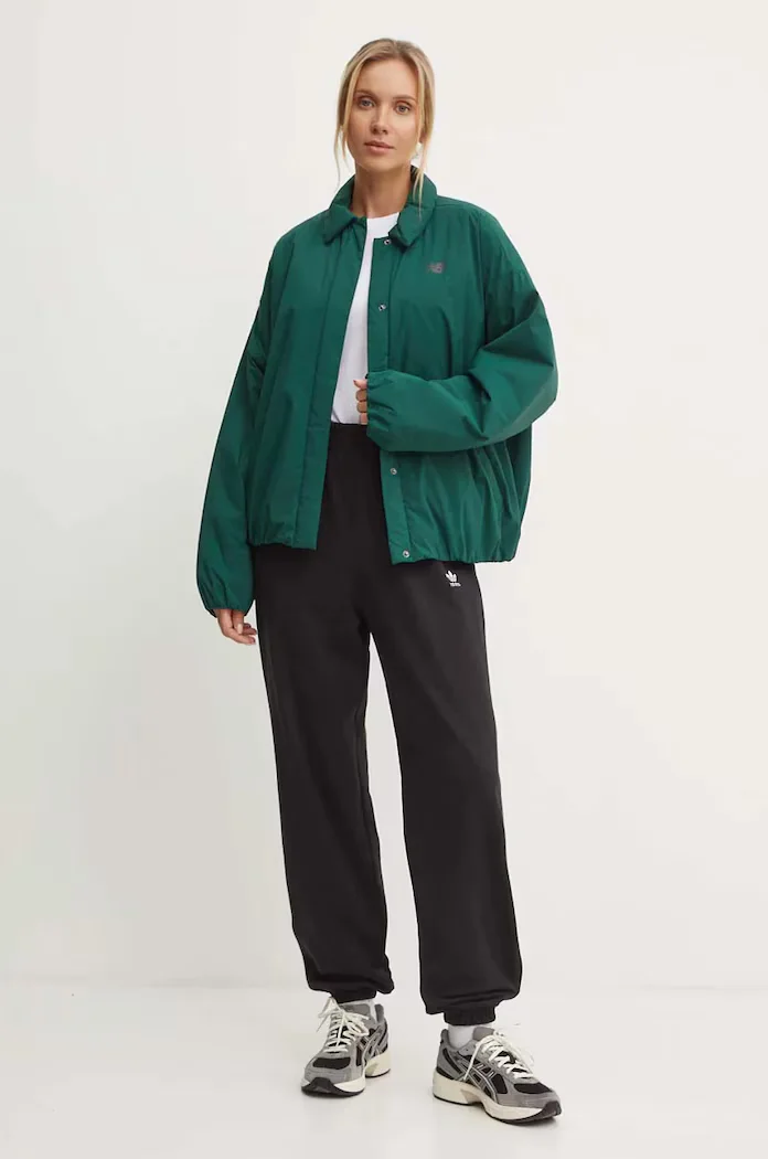 adidas Originals Памучен спортен панталон Essential в черно с изчистен дизайн IW0952
