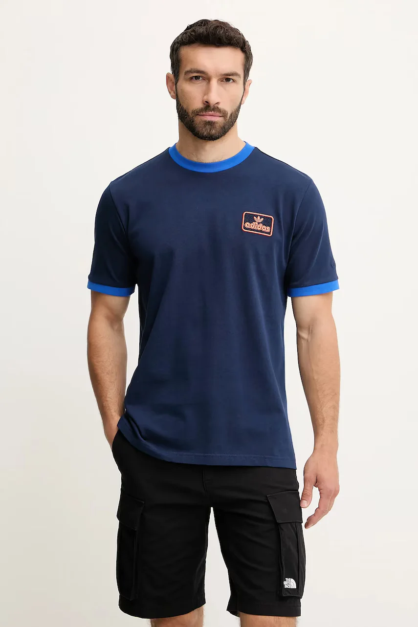 adidas Originals Памучна тениска Contrast Tee