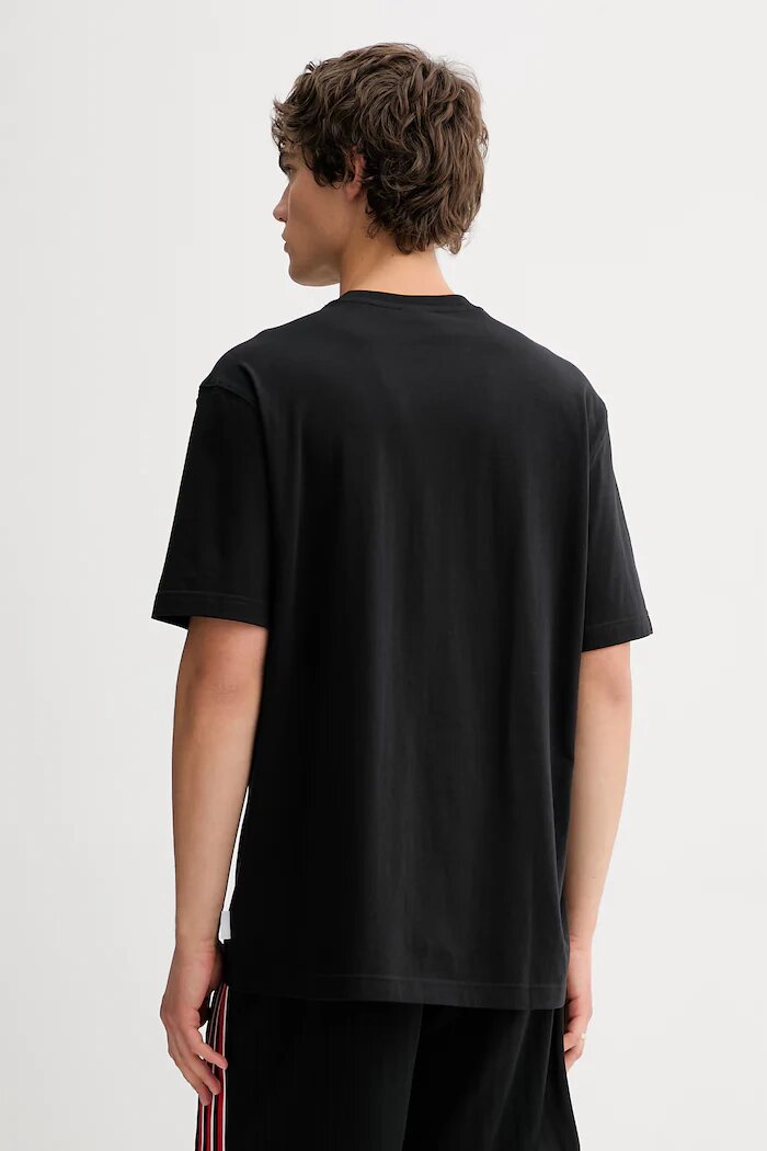 adidas Originals Памучна тениска в черно с принт KS7621