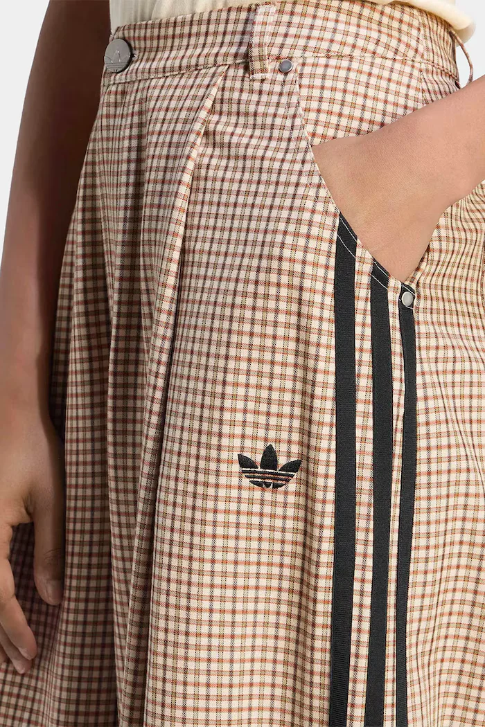 adidas Originals панталон дамски Checks бежов с висока талия LE8309