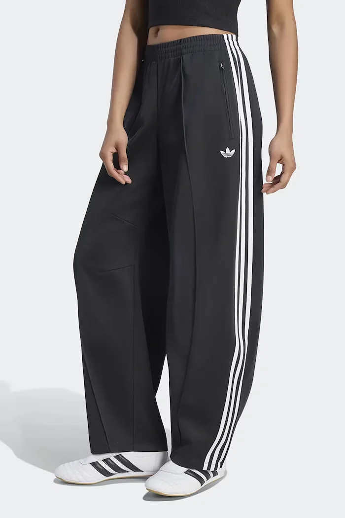 adidas Originals панталон дамски Firebird Barrel черен със стандартна талия LF1057