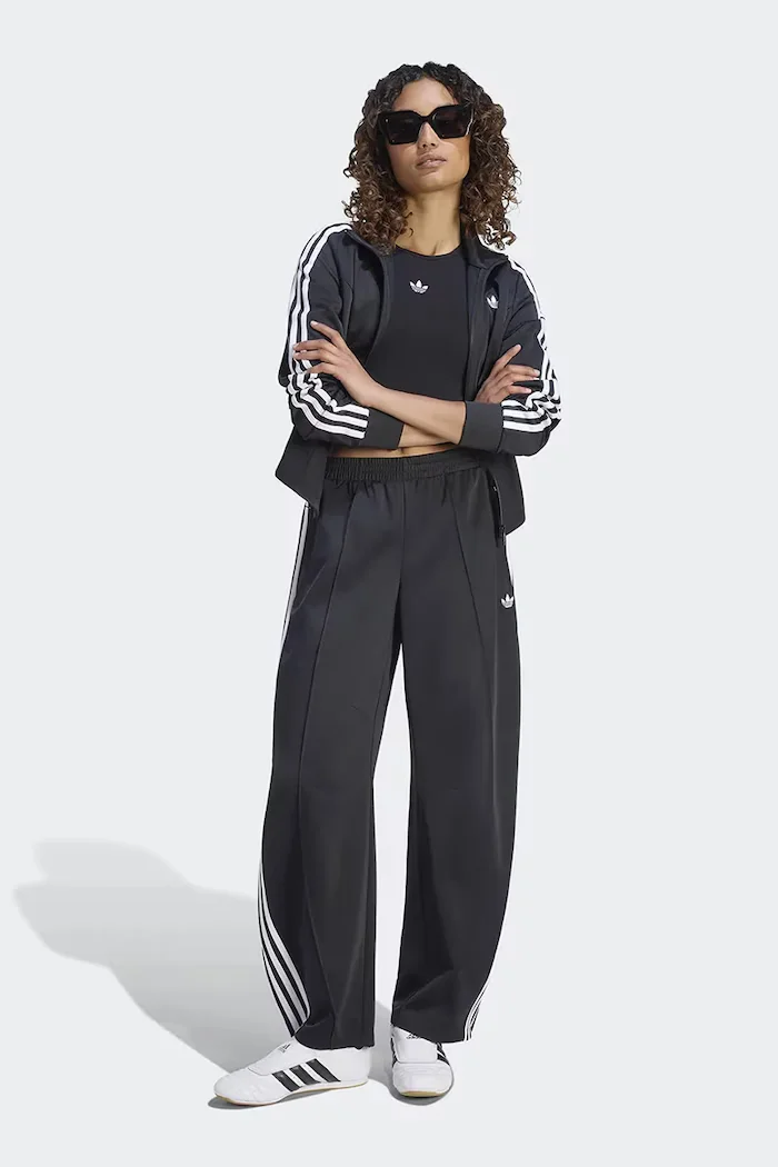 adidas Originals панталон дамски Firebird Barrel черен със стандартна талия LF1057