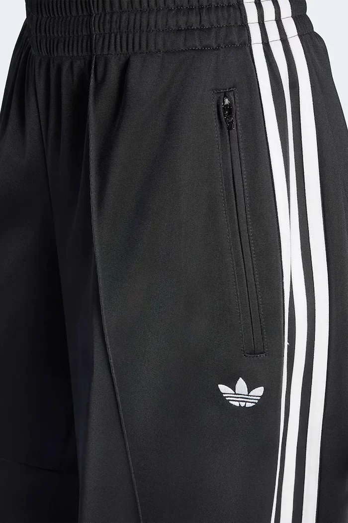 adidas Originals панталон дамски Firebird Barrel черен със стандартна талия LF1057