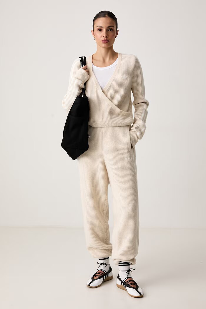 adidas Originals пуловер дамски с добавена вълна Adiluna Season 2 x Jennie бежов LD4840
