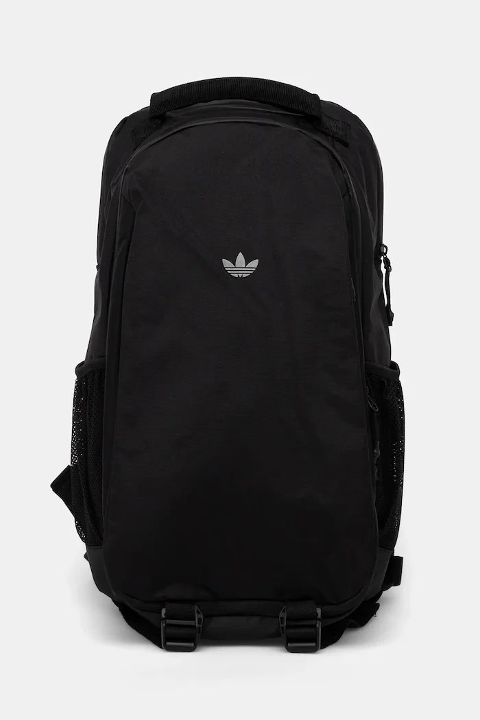 adidas Originals Раница в черно голям размер с изчистен дизайн KE2716