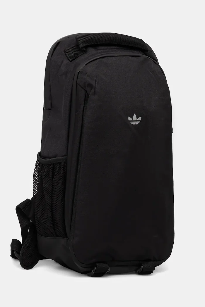 adidas Originals Раница в черно голям размер с изчистен дизайн KE2716