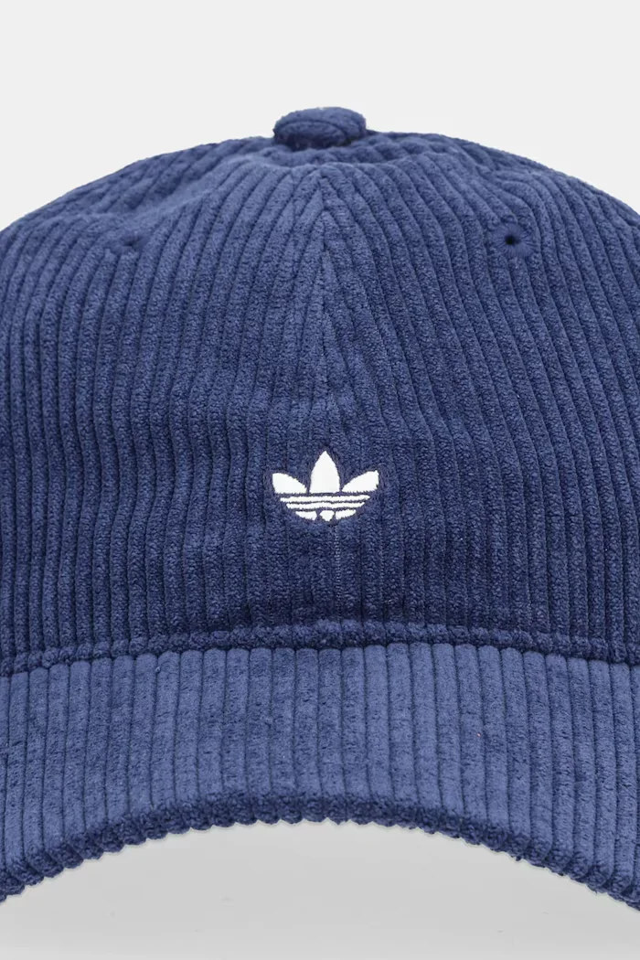 adidas Originals Шапка с козирка в тъмносиньо JW8018