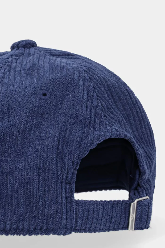 adidas Originals Шапка с козирка в тъмносиньо JW8018