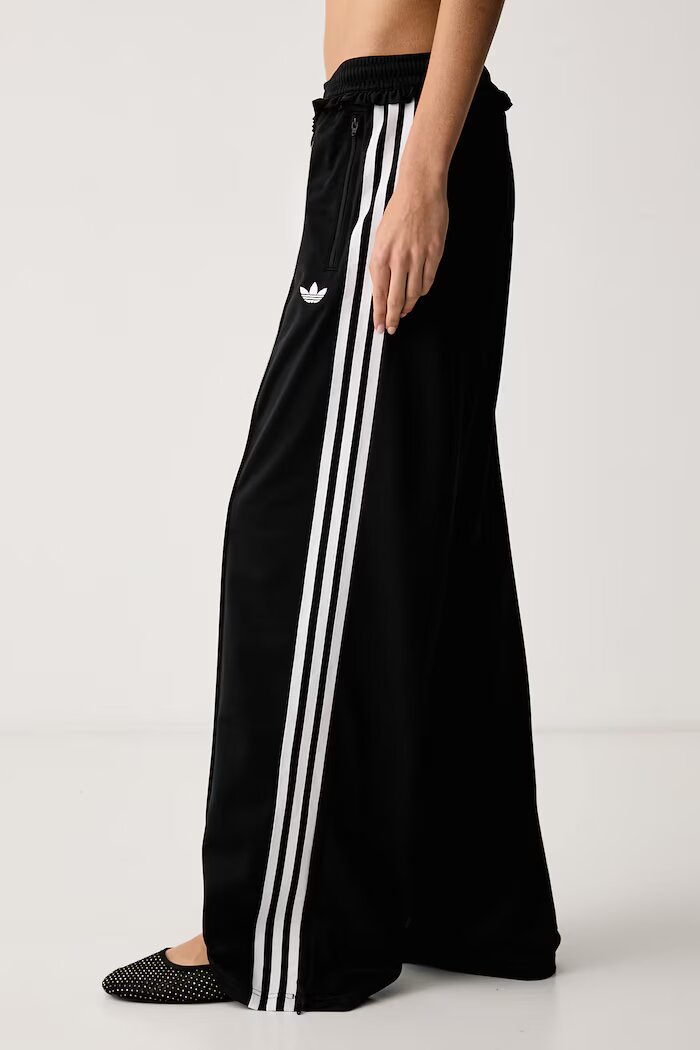 adidas Originals широк панталон дамски Pleated Firebird черен с висока талия LG4302