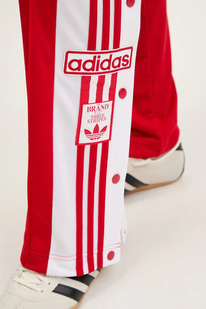 adidas Originals Спортен панталон Adibreak в червено с апликация KD6324