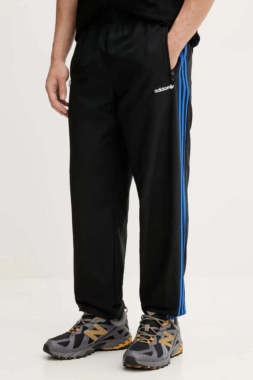 adidas Originals Спортен панталон Brushed WVN