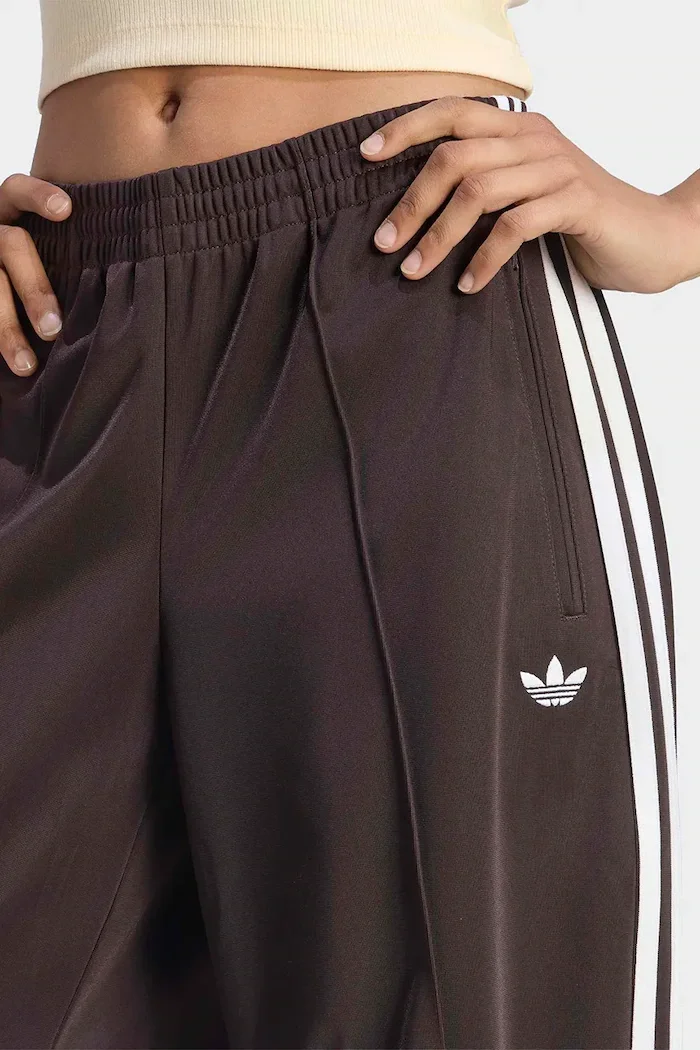 adidas Originals спортен панталон дамски Firebird Barrel кафяв с висока талия LF1058