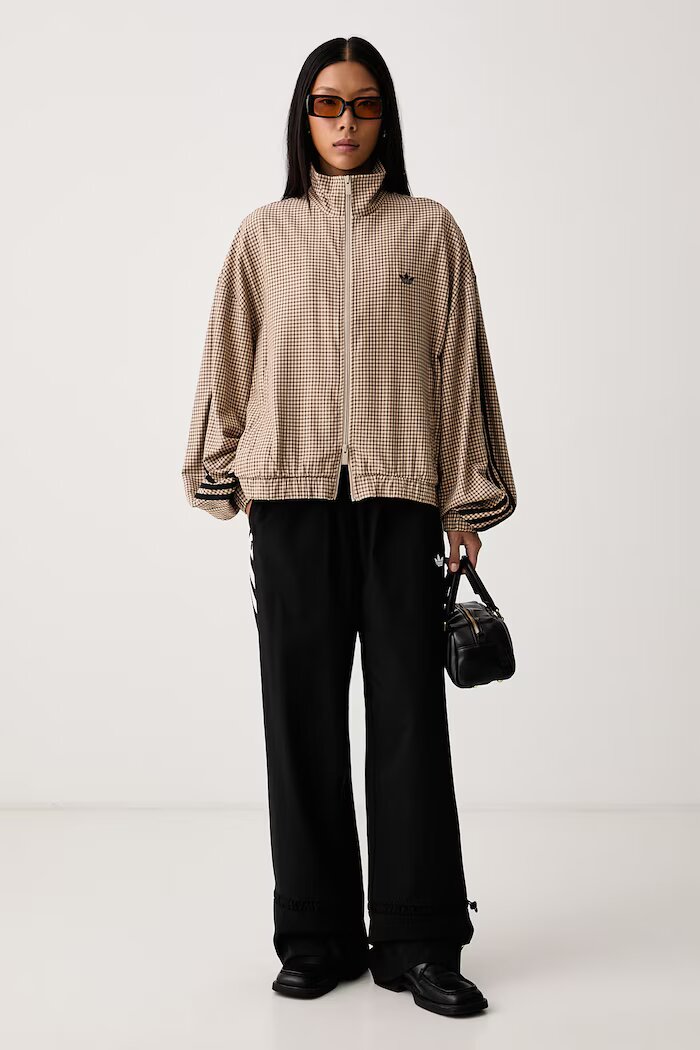 adidas Originals спортен панталон дамски Micro Pleat Injection черен с висока талия LG4283