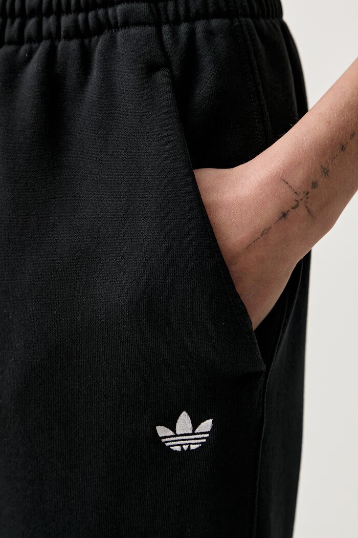 adidas Originals спортен панталон дамски с памук Essentials черен с висока талия KR3606