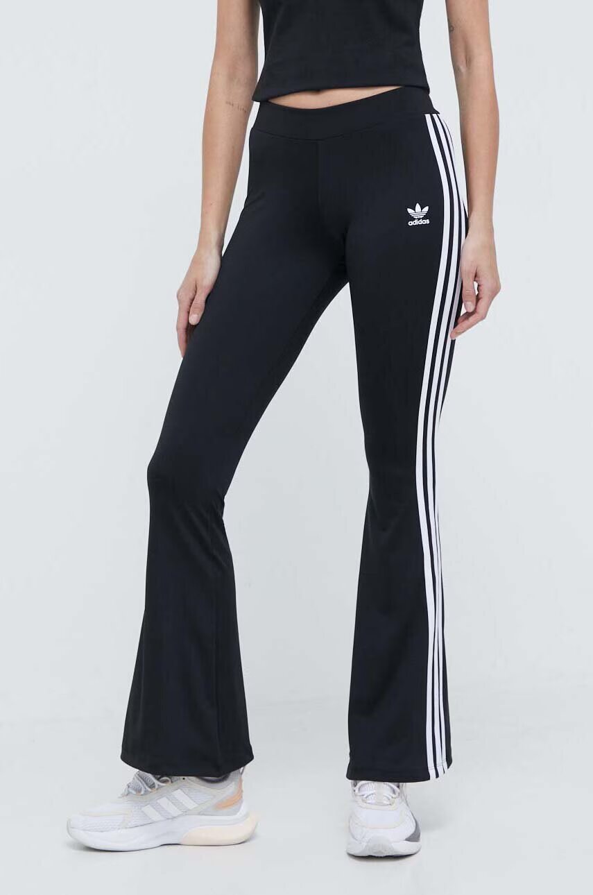 adidas Originals Спортен панталон Flared Leggings Adicolor