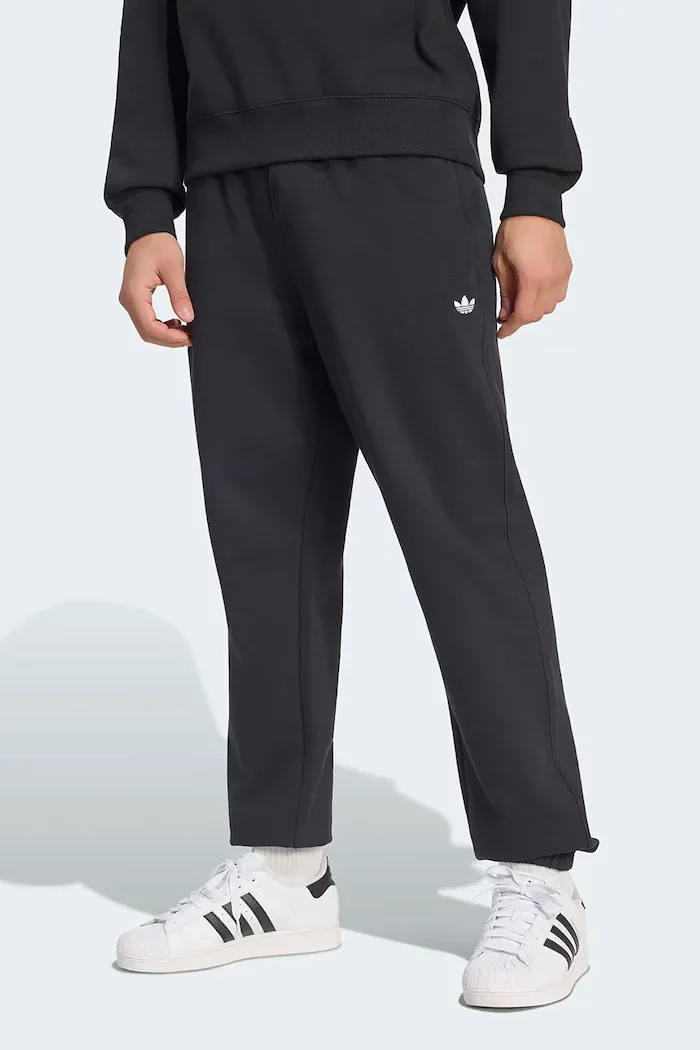 adidas Originals спортен панталон мъжки от памук Trefoil Essentials черен KQ8557