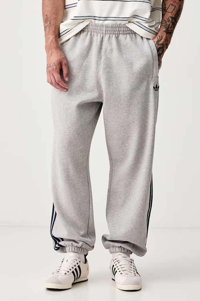 adidas Originals спортен панталон мъжки с памук Adicolor сив със стандартна талия KV9276