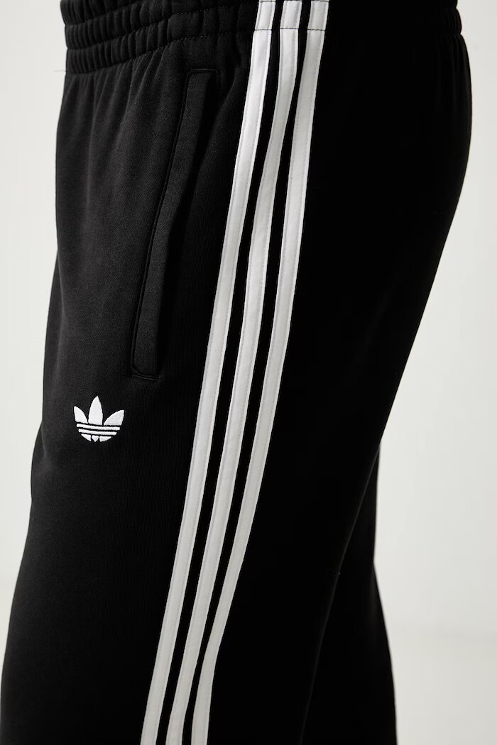 adidas Originals спортен панталон мъжки с памук черен със стандартна талия KE3562