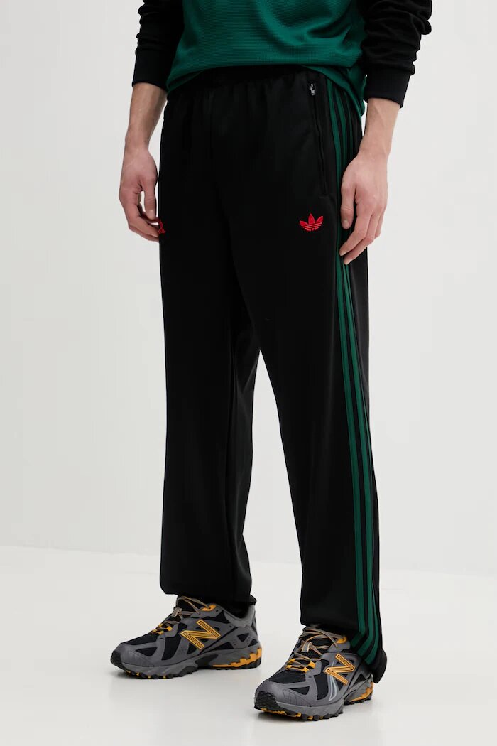 adidas Originals Спортен панталон мъжки в черно с апликация KD0453