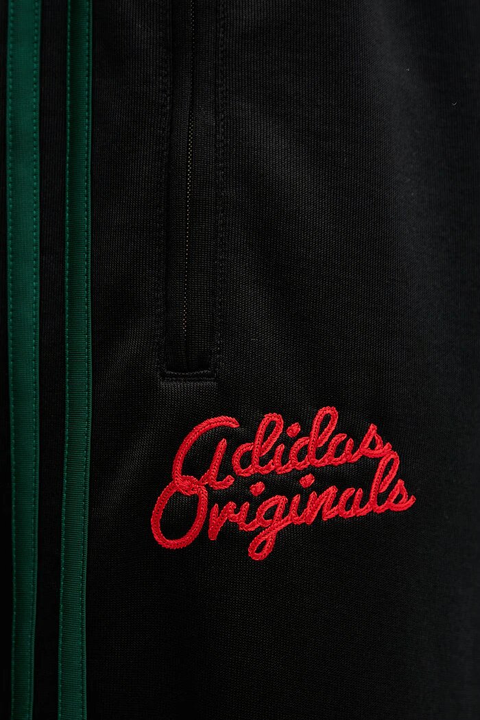 adidas Originals Спортен панталон мъжки в черно с апликация KD0453