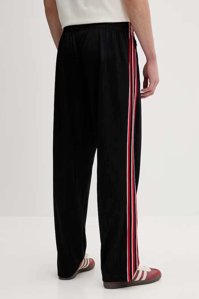 adidas Originals Спортен панталон мъжки в черно с апликация KE3457