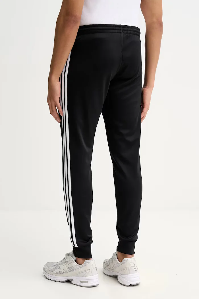 adidas Originals Спортен панталон мъжки в черно с апликация KE3517