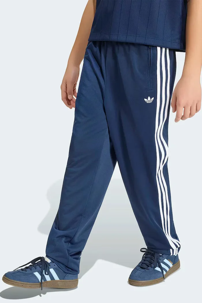 adidas Originals спортен панталон за деца тъмносин със стандартна талия HZ6650