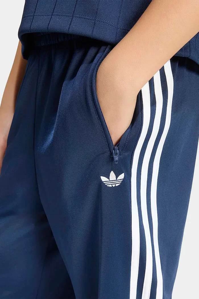 adidas Originals спортен панталон за деца тъмносин със стандартна талия HZ6650