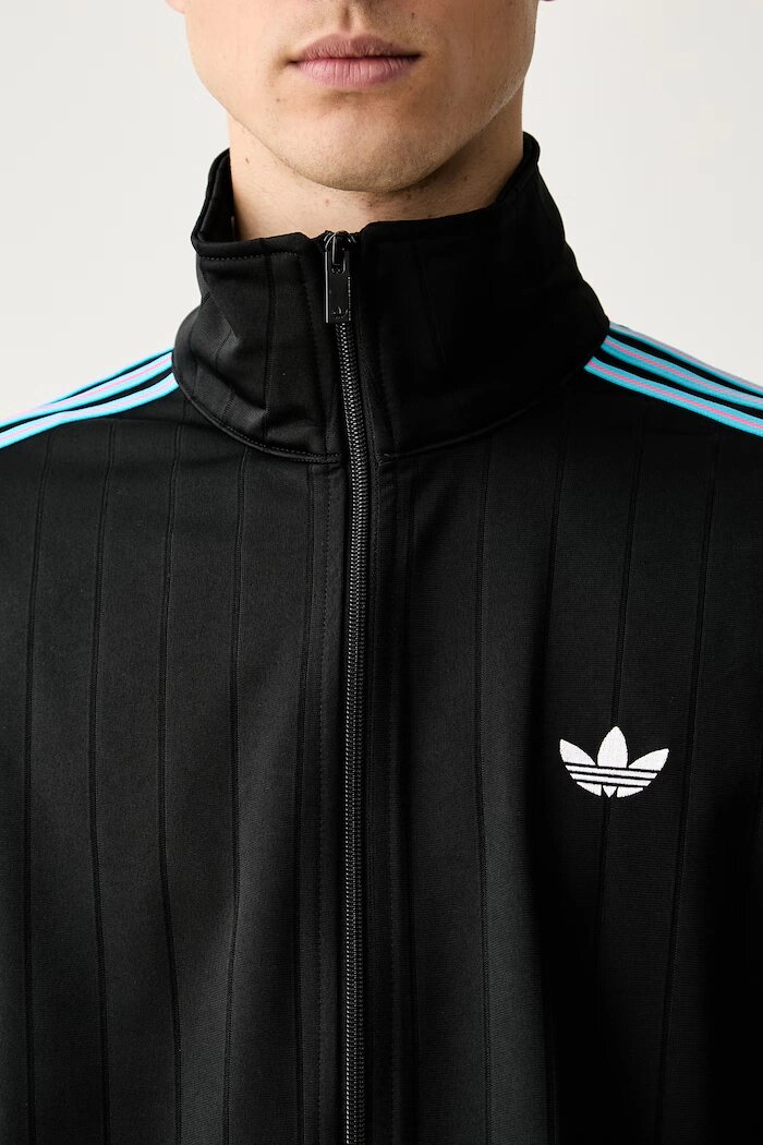adidas Originals суичър с цип Firebird Drop Needle черен KE4130