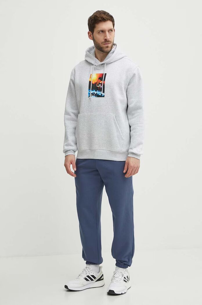 adidas Originals Суичър в сиво с качулка с принт IS2907