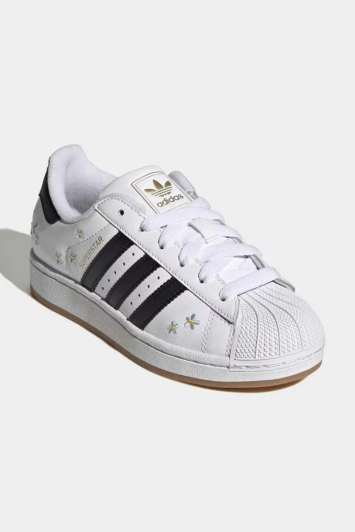 adidas Originals SUPERSTAR II маратонки за деца от кожа бели KK3377