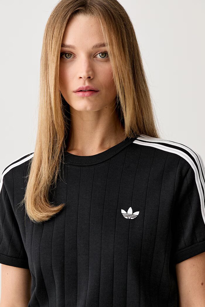 adidas Originals тениска дамска от памук черна KS6784