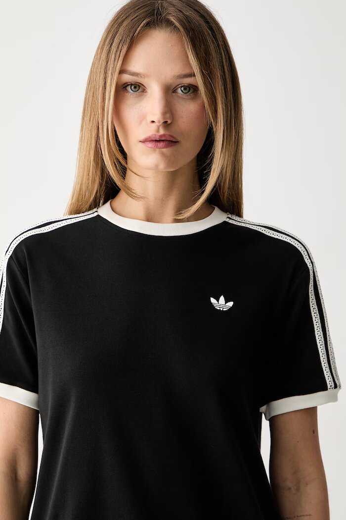 adidas Originals тениска дамска от памук с еластан черна KY8127