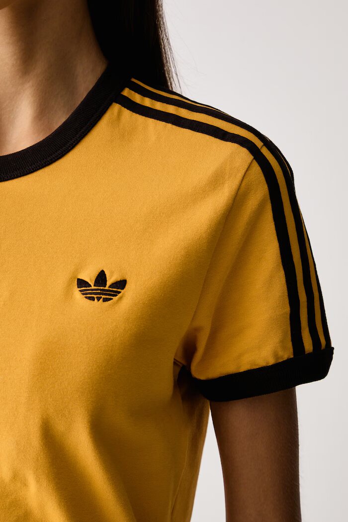 adidas Originals тениска дамска от памук с еластан жълта KS4775