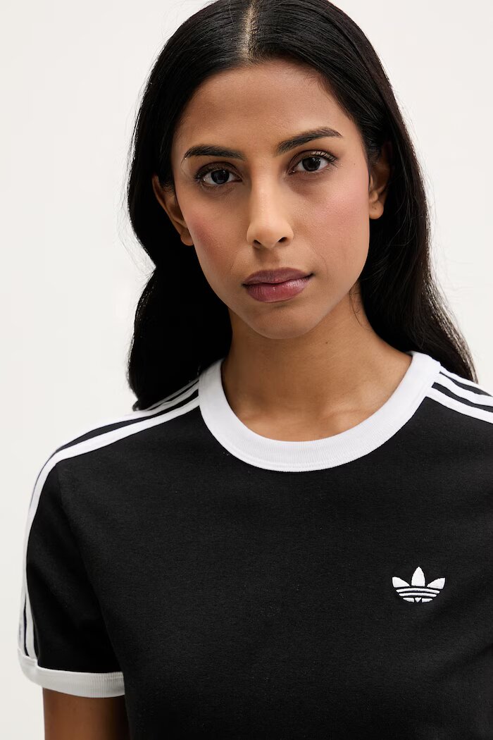adidas Originals Тениска дамска в черно KD7980