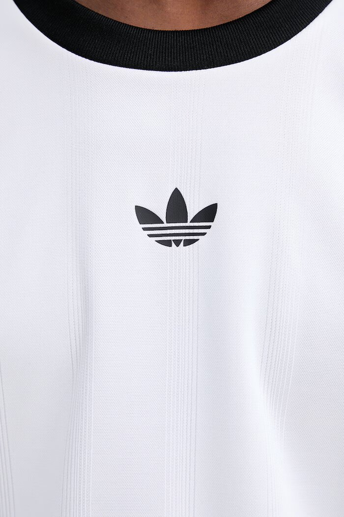 adidas Originals Тениска в бяло с принт KD5829