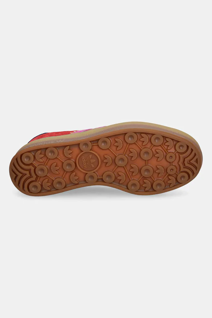 adidas Originals Велурени маратонки Gazelle Bold в червено JH9665