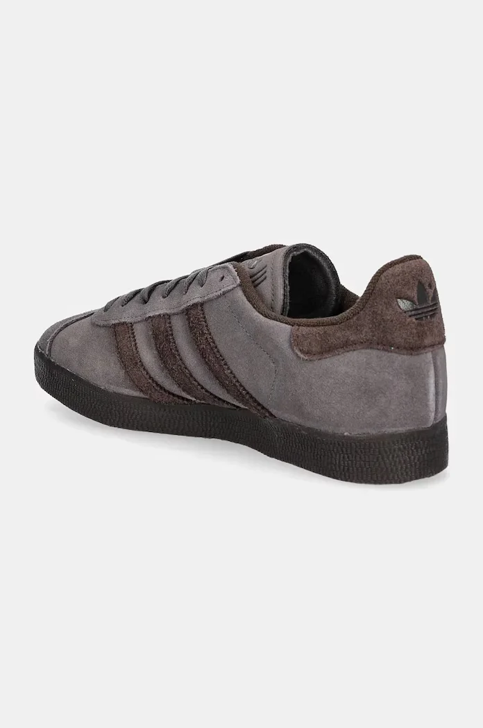 adidas Originals Велурени маратонки Gazelle в сиво IG2097